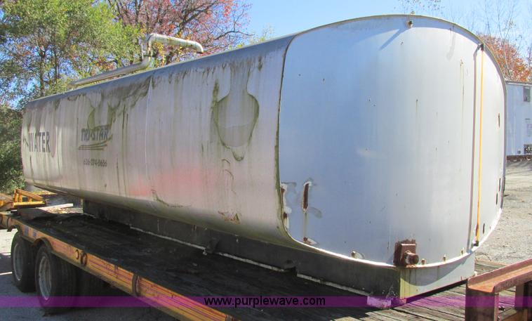 image for item BS9912 1999 United Troch & Equip. water tanker truck bed