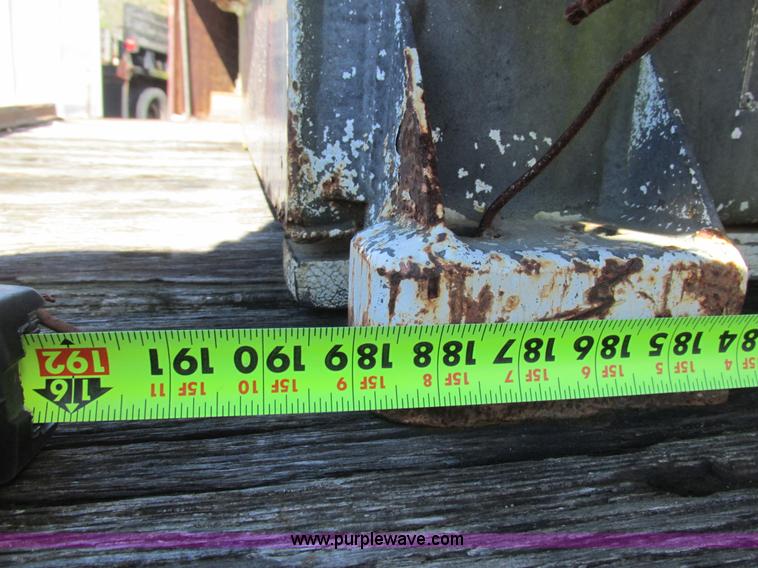 image for item BS9912 1999 United Troch & Equip. water tanker truck bed