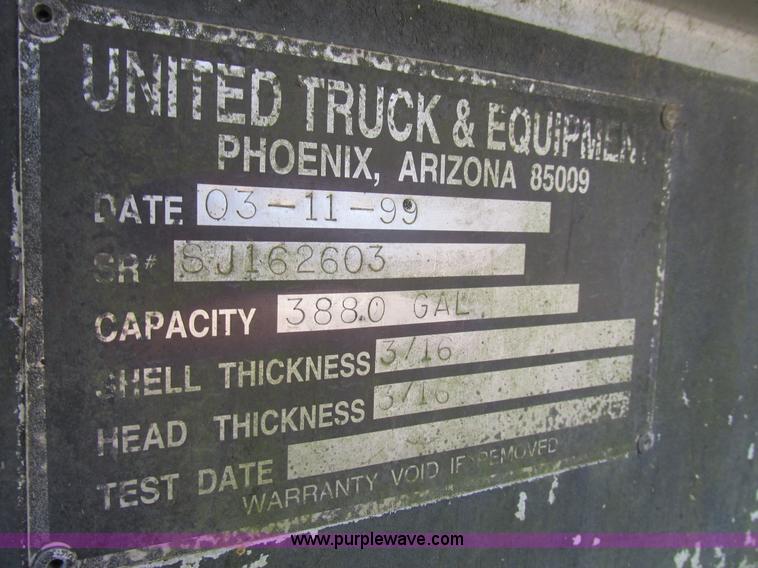 image for item BS9912 1999 United Troch & Equip. water tanker truck bed
