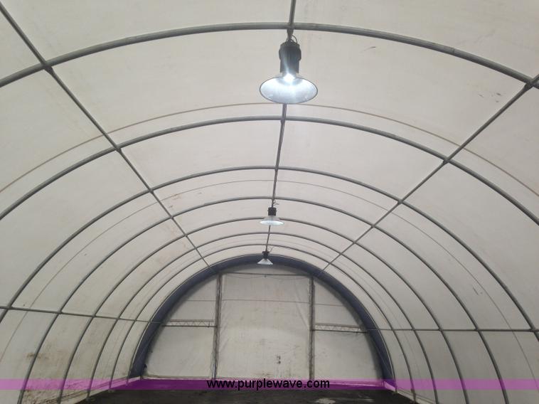 image for item E1108 Suhie storage building