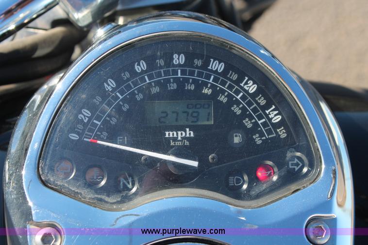 image for item H8032 2007 Honda VTX1800S Tourer motorcycle