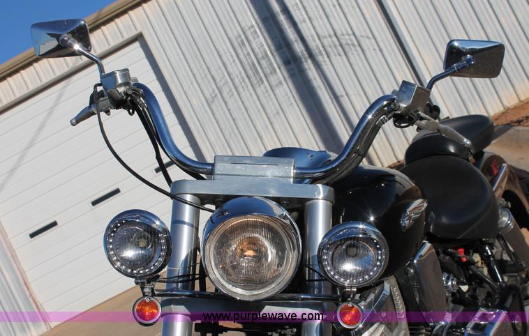 image for item H8032 2007 Honda VTX1800S Tourer motorcycle