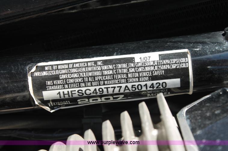 image for item H8032 2007 Honda VTX1800S Tourer motorcycle