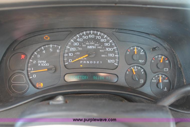 image for item H8034 2006 Chevrolet Silverado 1500 LS pickup truck