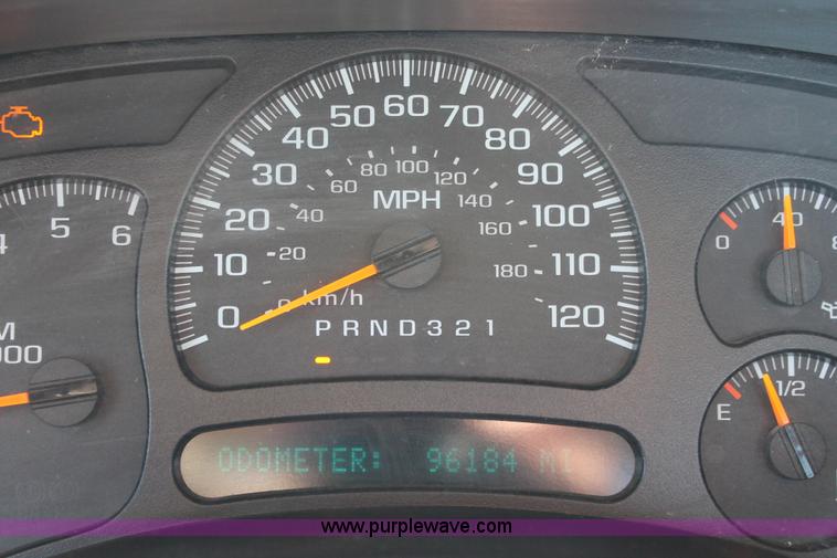 image for item H8034 2006 Chevrolet Silverado 1500 LS pickup truck