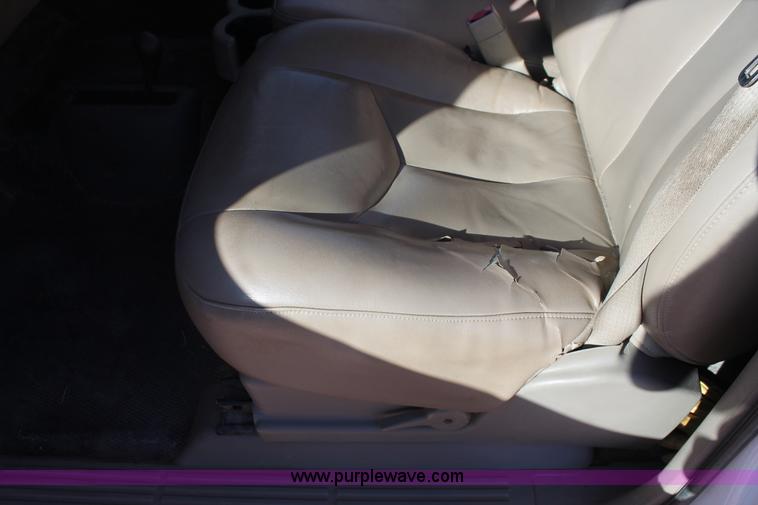 image for item H8034 2006 Chevrolet Silverado 1500 LS pickup truck