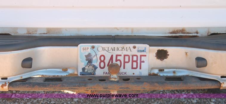 image for item H8034 2006 Chevrolet Silverado 1500 LS pickup truck