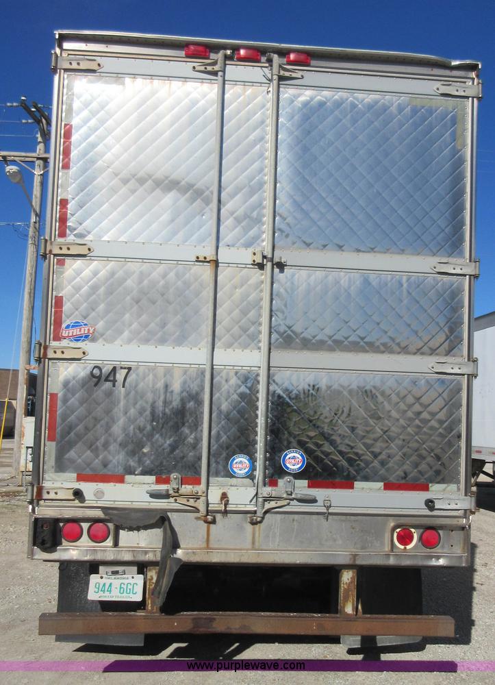 image for item I1838 1996 Utility V2SR refrigerated van trailer