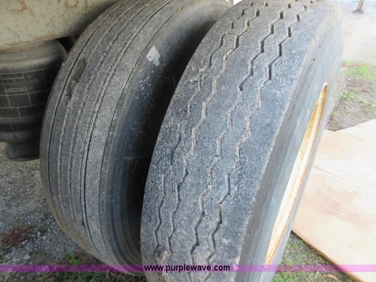 image for item I1839 1998 Great Dane dry van trailer