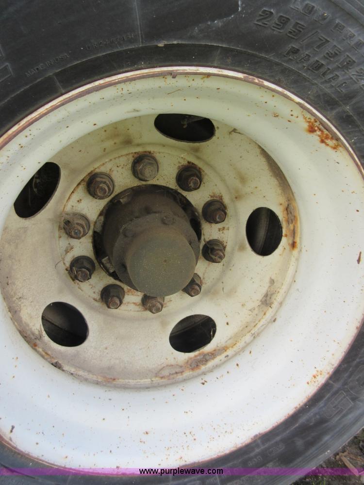 image for item I1839 1998 Great Dane dry van trailer