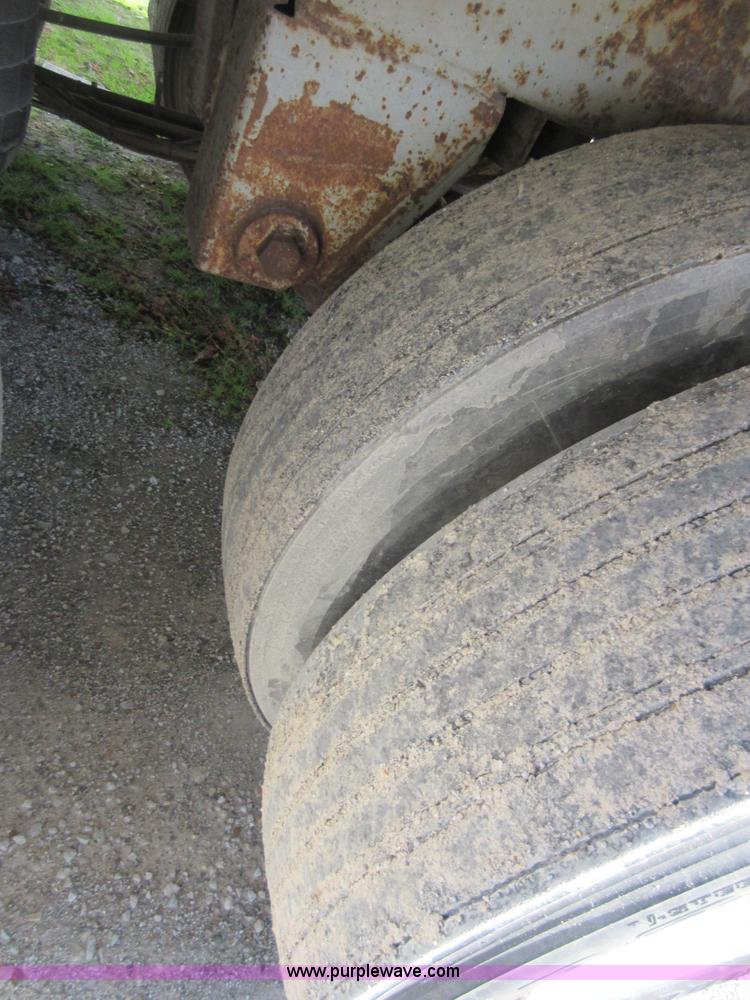 image for item I1839 1998 Great Dane dry van trailer