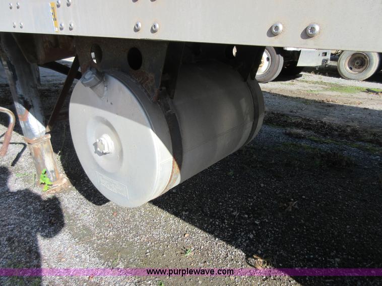 image for item I1841 1997 Wabash dry van trailer