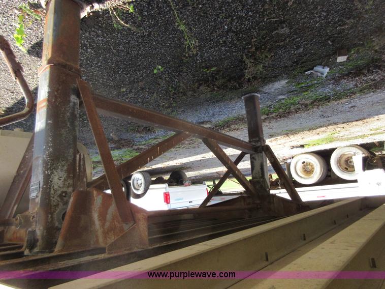 image for item I1841 1997 Wabash dry van trailer