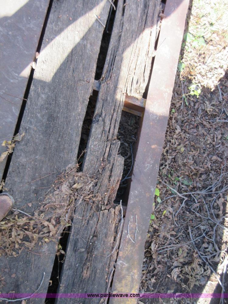 image for item I1842 1987 Holden 11DD29115 lowboy equipment trailer