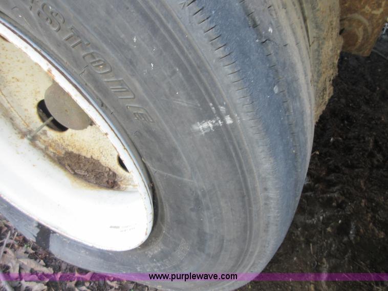 image for item I1843 1998 Great Dane dry van trailer