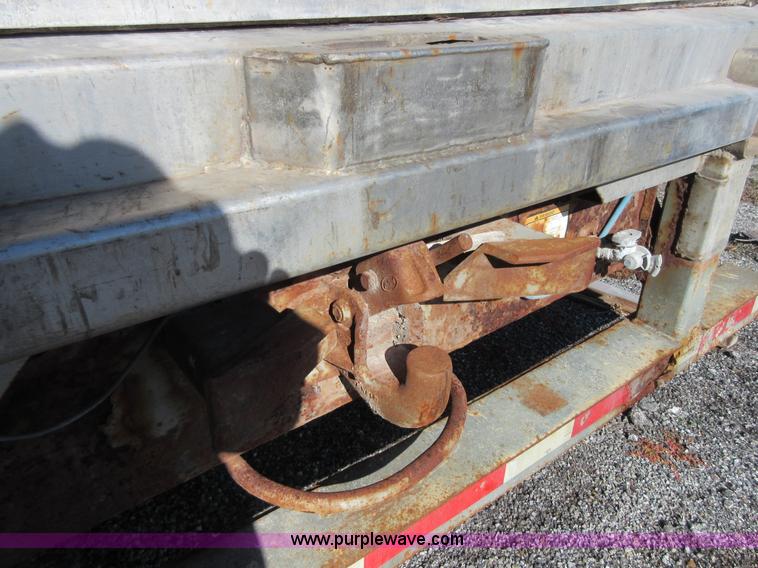 image for item I1844 1998 Great Dane van trailer