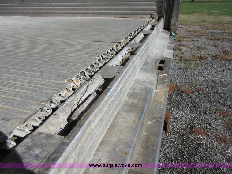 image for item I1844 1998 Great Dane van trailer