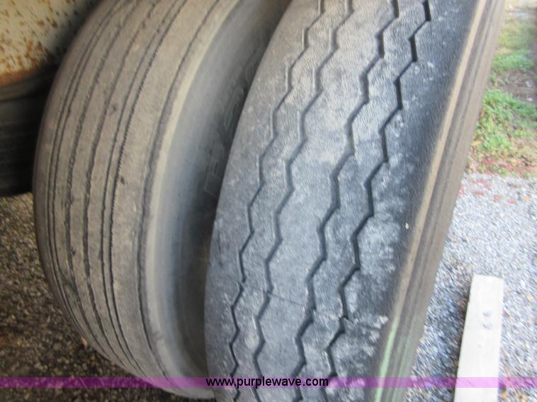 image for item I1844 1998 Great Dane van trailer