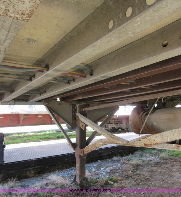 image for item I1844 1998 Great Dane van trailer