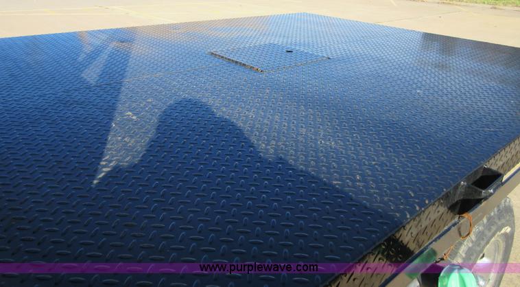 image for item I1845 2011 Dodge Ram 3500 Crew Cab flatbed pickup truck