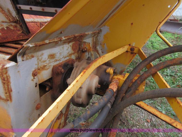 image for item I1848 Hi-way steel sand/salt spreader