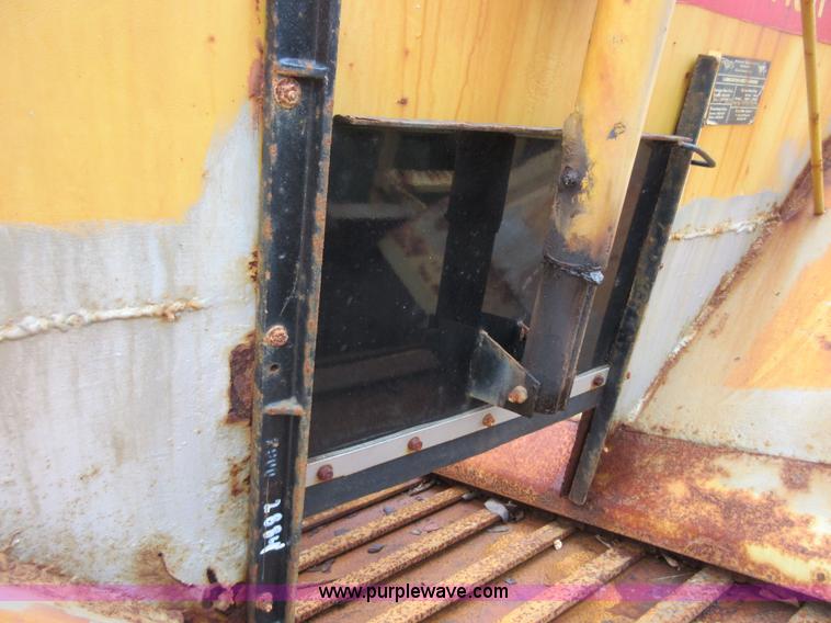 image for item I1848 Hi-way steel sand/salt spreader