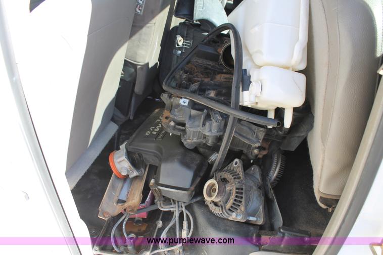 image for item J1358 2005 Dodge Ram 2500 Quad Cab pickup truck