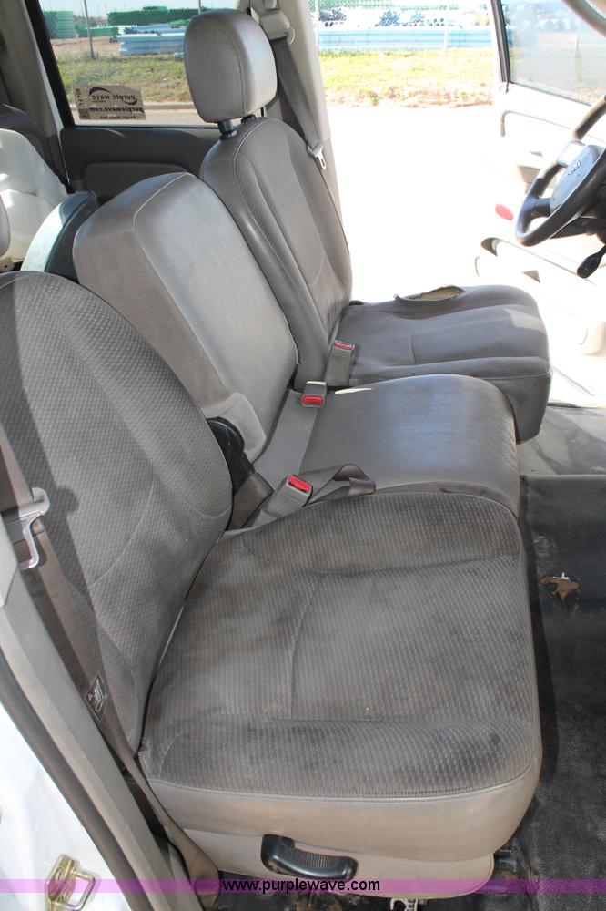 image for item J1358 2005 Dodge Ram 2500 Quad Cab pickup truck