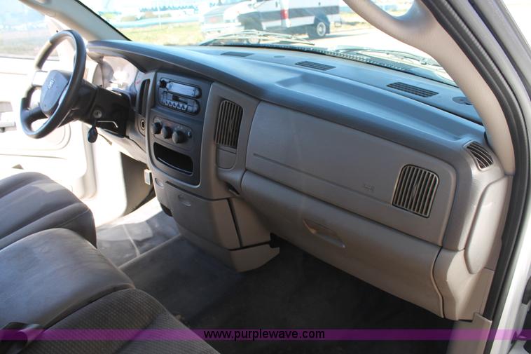 image for item J1358 2005 Dodge Ram 2500 Quad Cab pickup truck
