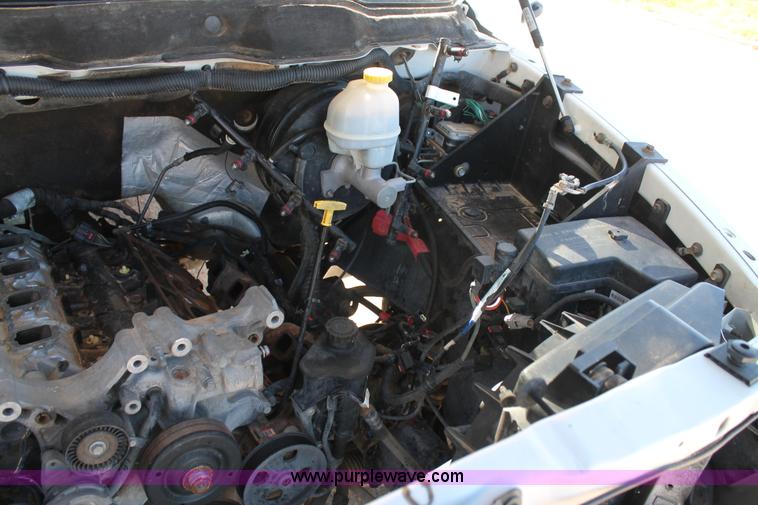 image for item J1358 2005 Dodge Ram 2500 Quad Cab pickup truck