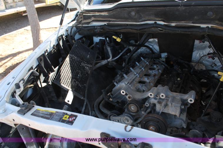 image for item J1358 2005 Dodge Ram 2500 Quad Cab pickup truck