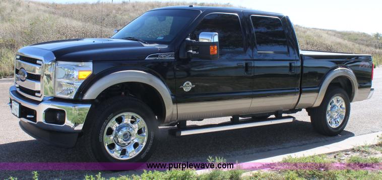 image for item J1388 2012 Ford F250 Super Duty Lariat Crew Cab pickup truck