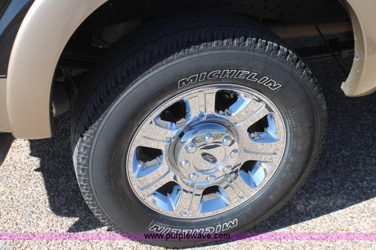 image for item J1388 2012 Ford F250 Super Duty Lariat Crew Cab pickup truck