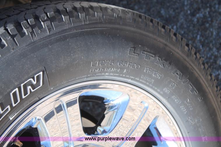 image for item J1388 2012 Ford F250 Super Duty Lariat Crew Cab pickup truck