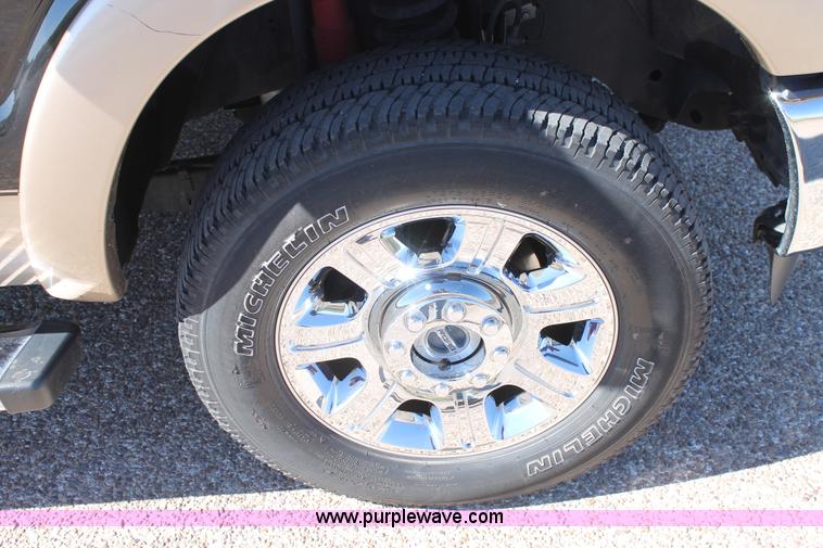 image for item J1388 2012 Ford F250 Super Duty Lariat Crew Cab pickup truck