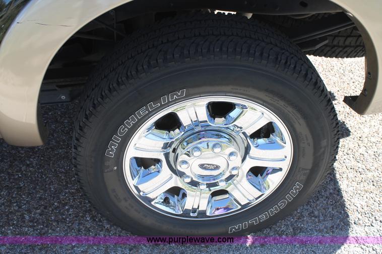 image for item J1388 2012 Ford F250 Super Duty Lariat Crew Cab pickup truck