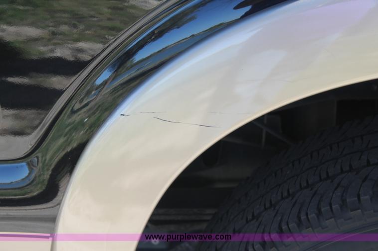 image for item J1388 2012 Ford F250 Super Duty Lariat Crew Cab pickup truck