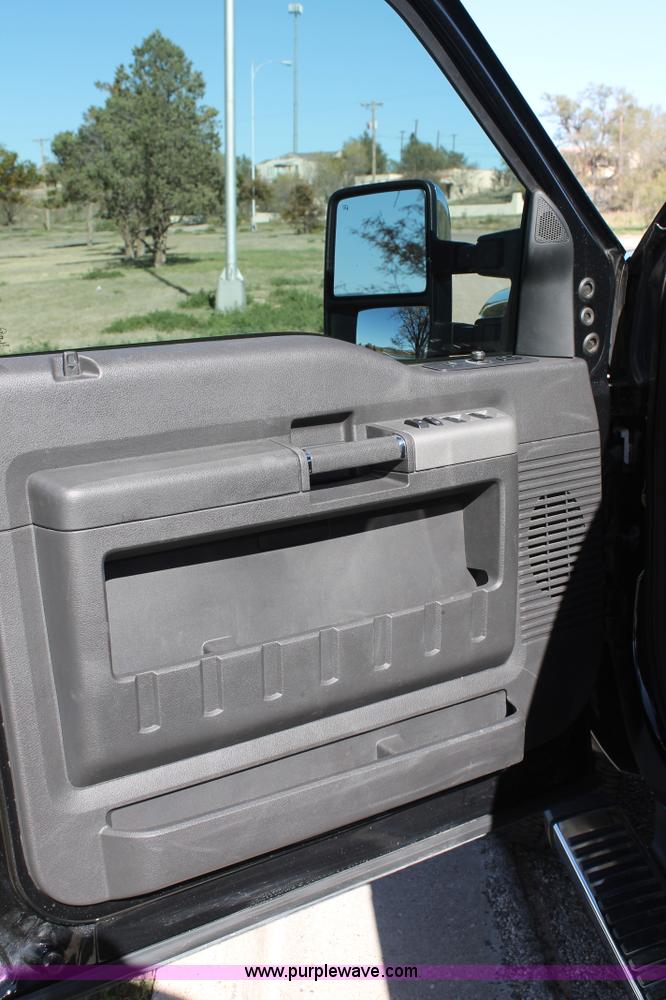 image for item J1388 2012 Ford F250 Super Duty Lariat Crew Cab pickup truck