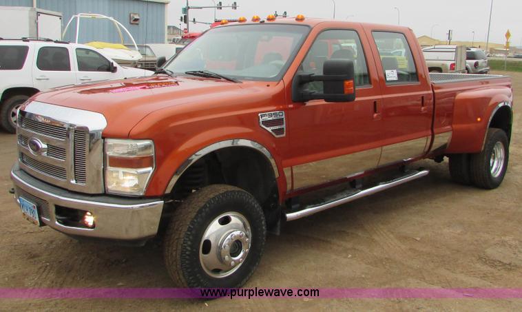 image for item J1693 2008 Ford F350 Super Duty Crew Cab pickup truck