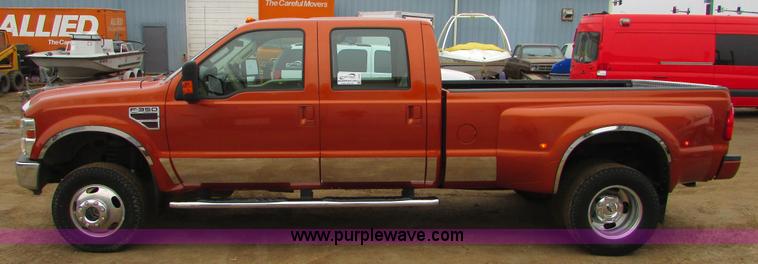 image for item J1693 2008 Ford F350 Super Duty Crew Cab pickup truck
