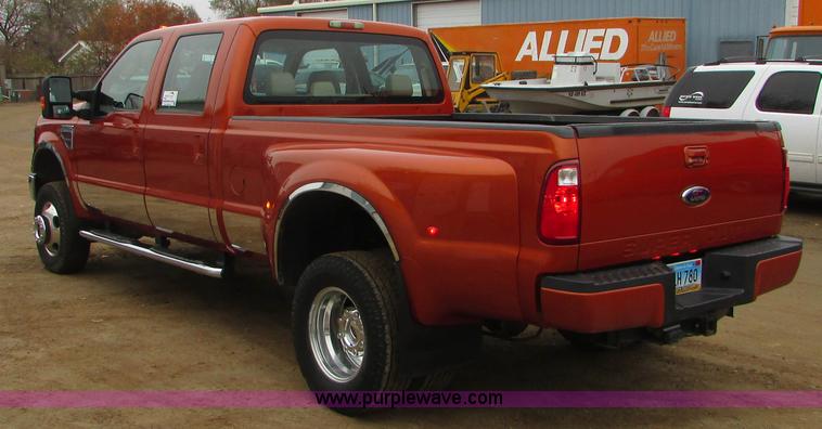 image for item J1693 2008 Ford F350 Super Duty Crew Cab pickup truck