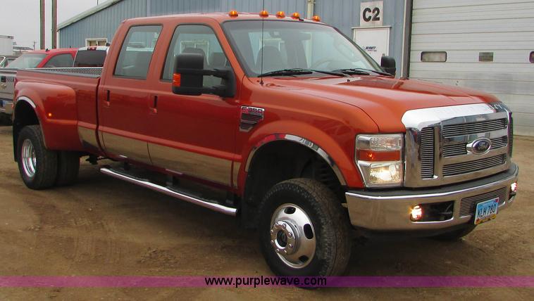 image for item J1693 2008 Ford F350 Super Duty Crew Cab pickup truck