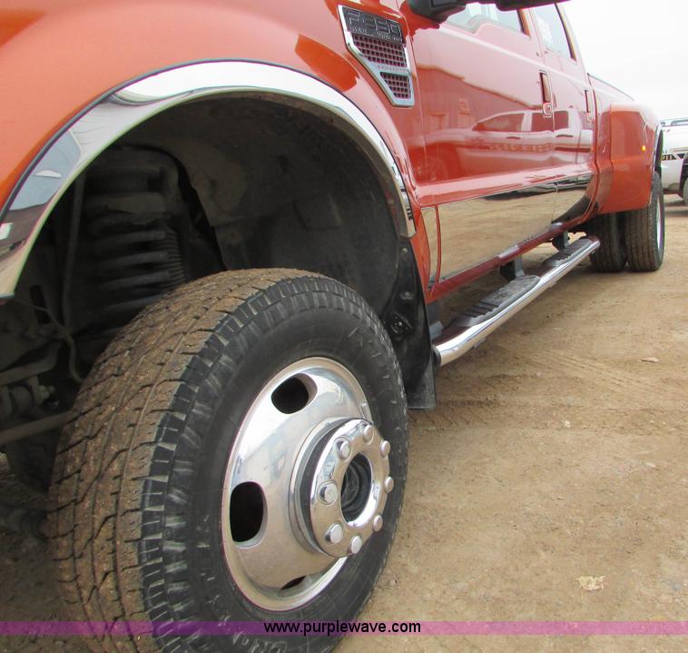 image for item J1693 2008 Ford F350 Super Duty Crew Cab pickup truck