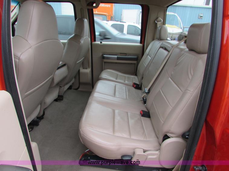 image for item J1693 2008 Ford F350 Super Duty Crew Cab pickup truck