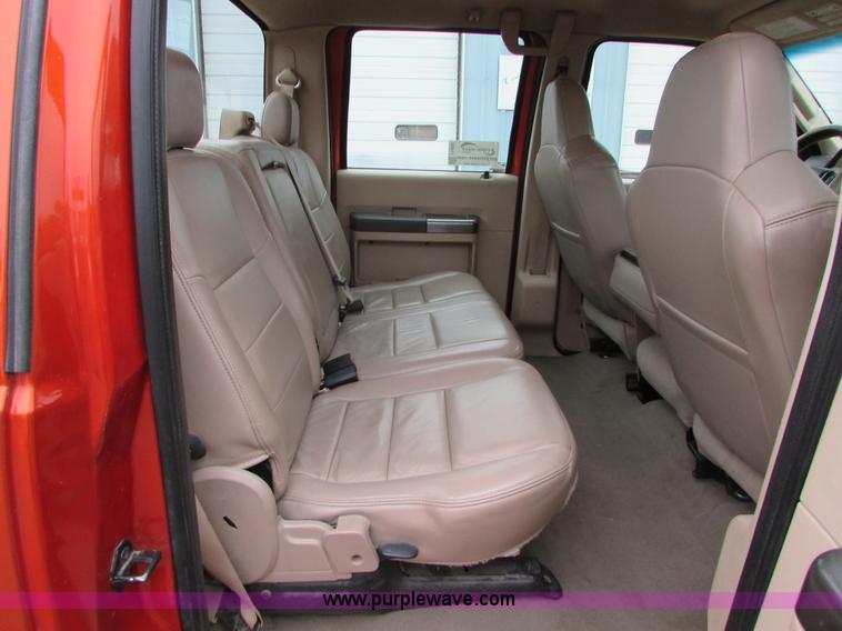 image for item J1693 2008 Ford F350 Super Duty Crew Cab pickup truck