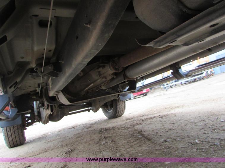 image for item J1693 2008 Ford F350 Super Duty Crew Cab pickup truck