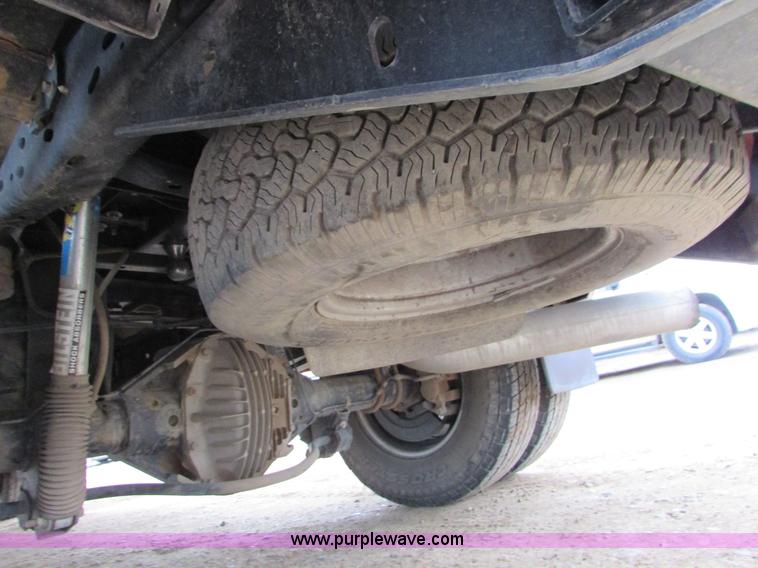 image for item J1693 2008 Ford F350 Super Duty Crew Cab pickup truck