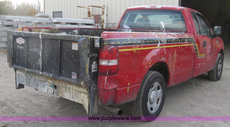 image for item J2986 2008 Ford F150 XL pickup truck