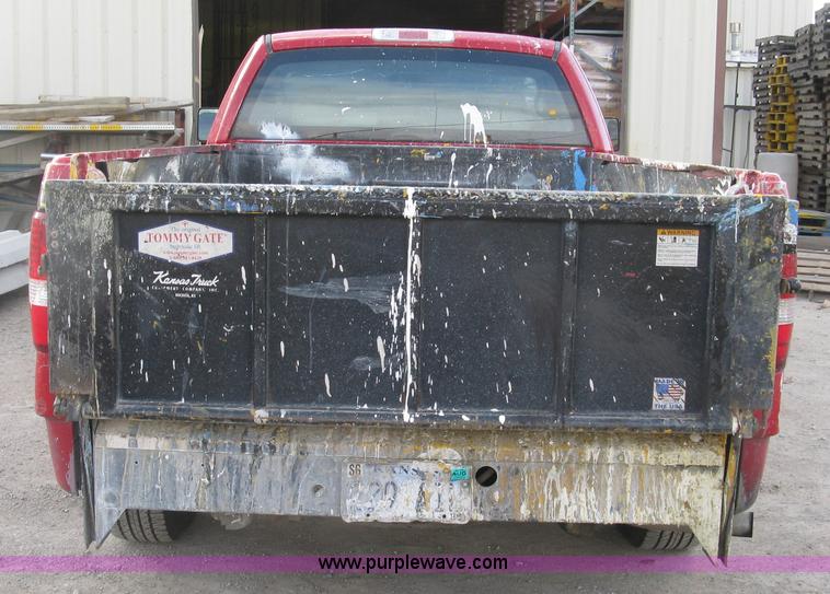 image for item J2986 2008 Ford F150 XL pickup truck