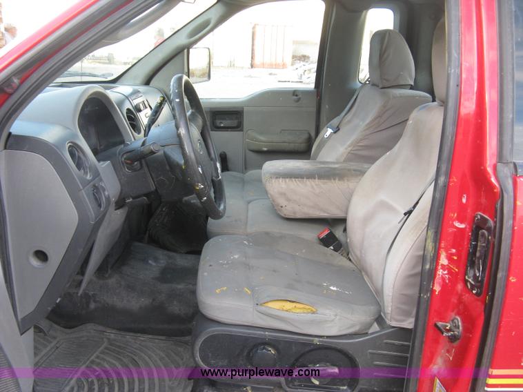 image for item J2986 2008 Ford F150 XL pickup truck